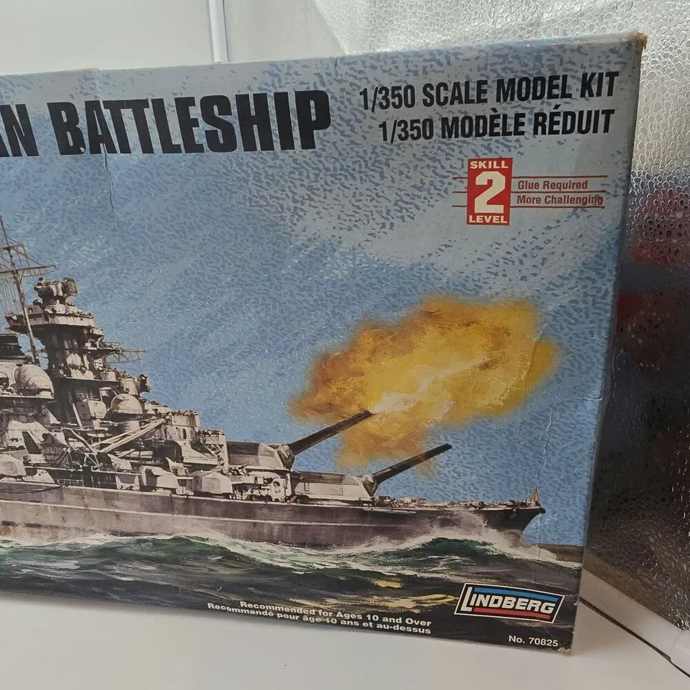 Lindberg Bismarck WW 2 German Battleship Kit # 70825 Open Box Sealed Bag